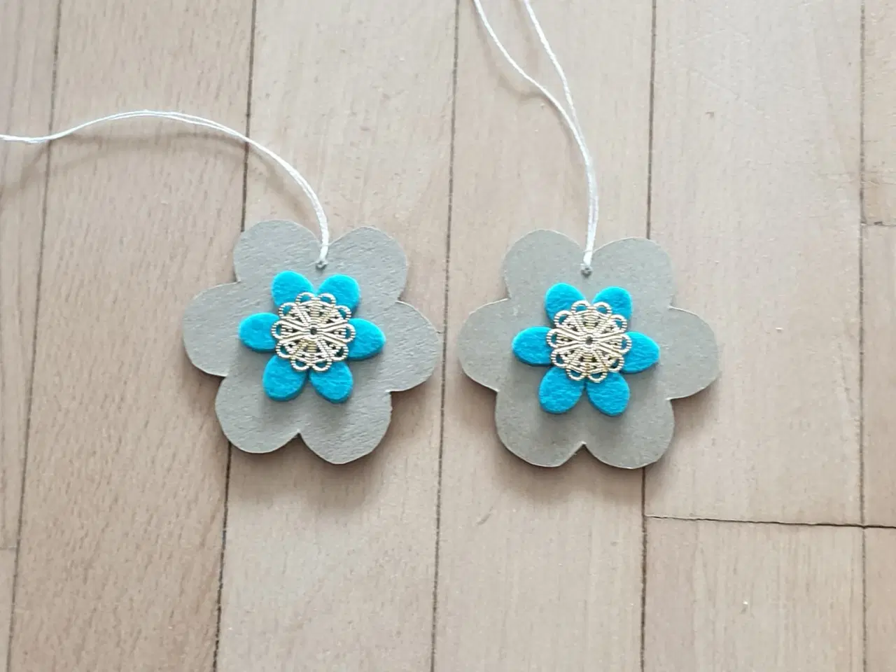 Billede 2 - Papirpynt Støtter Danske Hospitalsklovne Se 4 foto