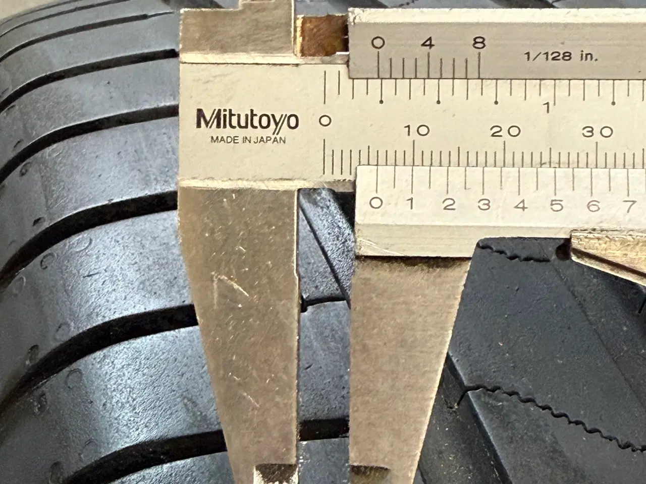 Billede 3 - Bridgestone sommerdæk sælges. 205/55-16. 2 stk.