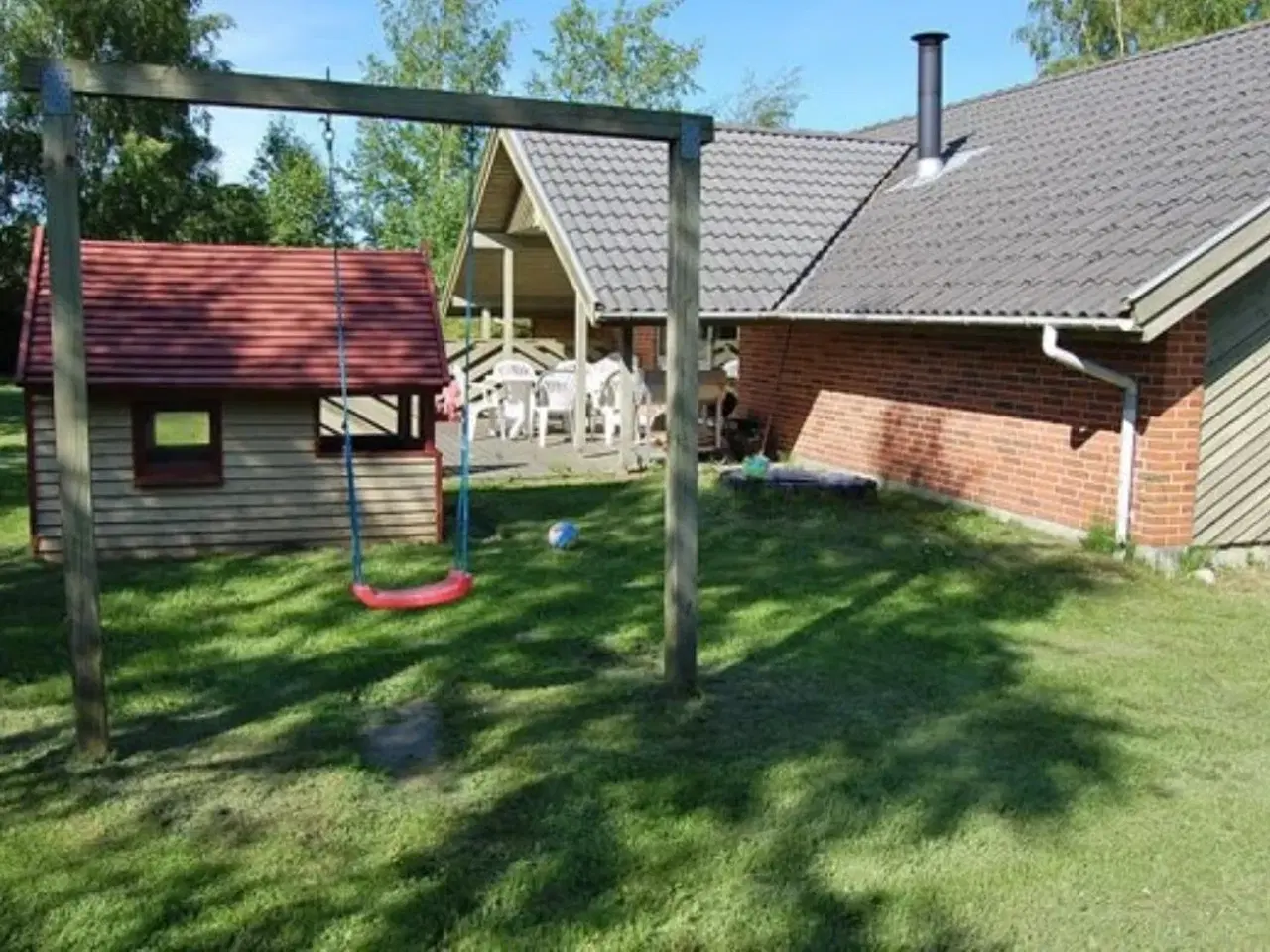 Billede 3 - JUELSMINDE - LUKSUSSOMMERHUS 140 kvm, til 10 personer MED POOL, SPA & SAUNA, Gratis interrnet, 
Super hyggeligt Poolhus 
2 stk varmepumper
Br�ndeovn
Velegnet til familie hygge sammenkomster.