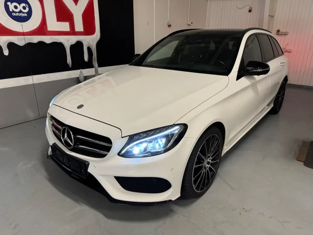 Billede 4 - Mercedes C220 d 2,2 AMG Line stc. aut.