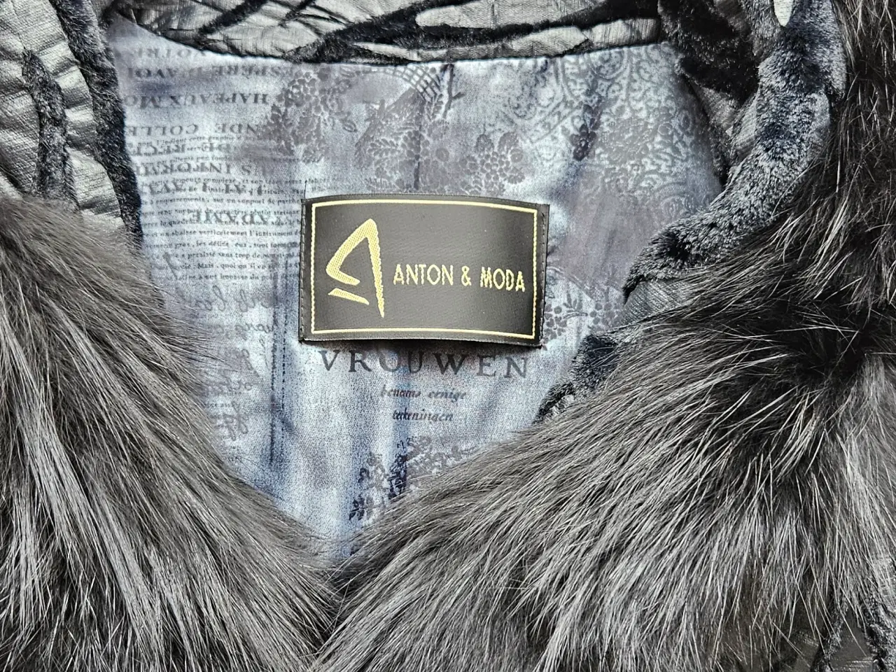 Billede 5 - Frakke fra ANTON & MODA, design