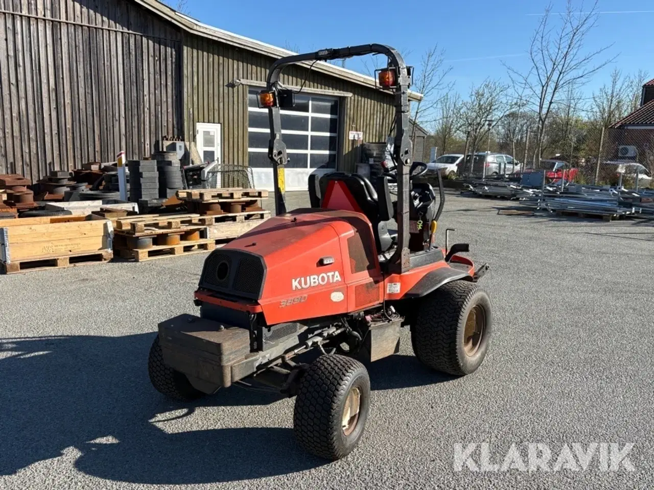 Billede 5 - Redskabsbærer Kubota F3890 med tilbehør