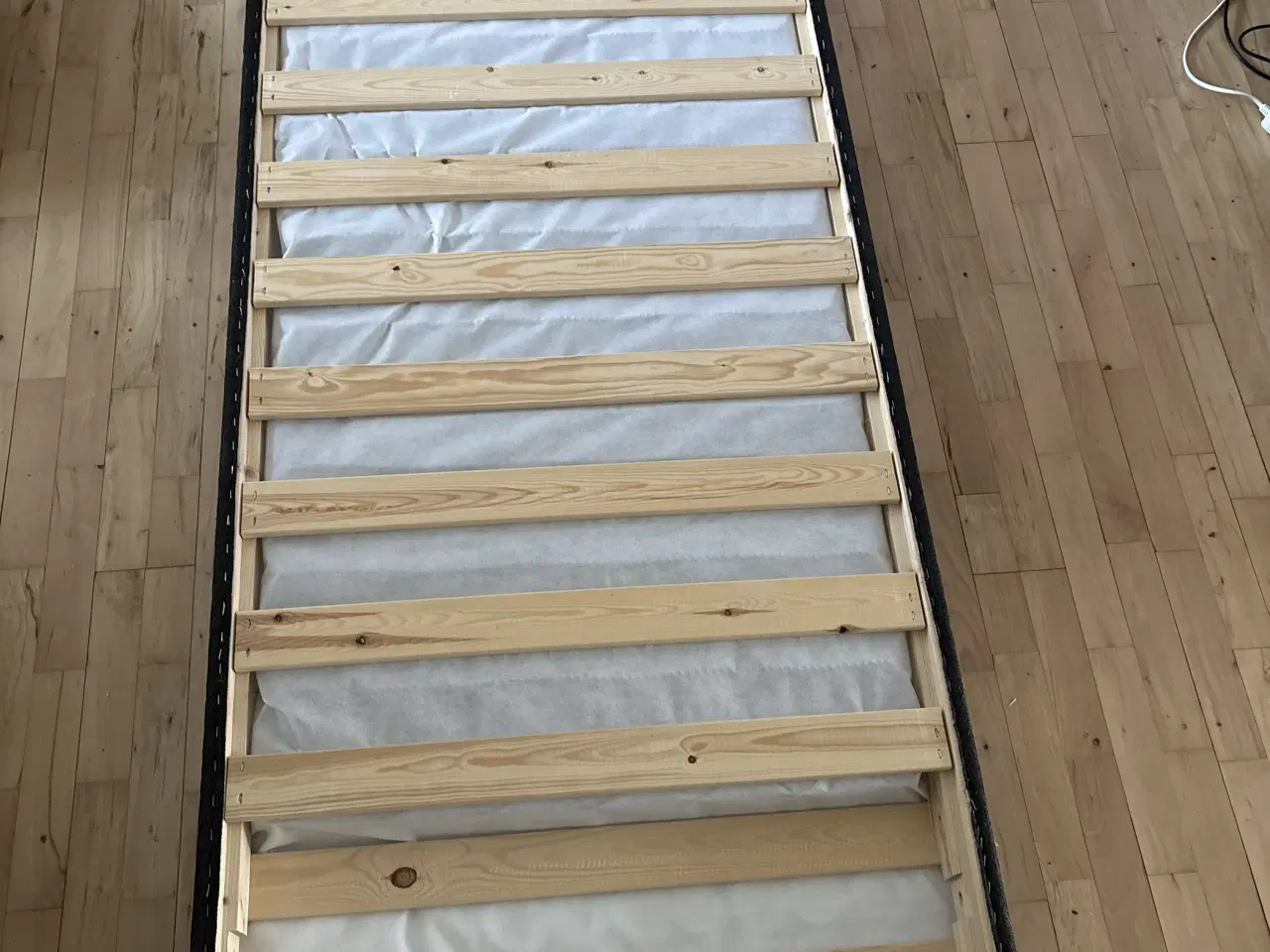 Billede 4 - Boksmadras fra jysk 80x200