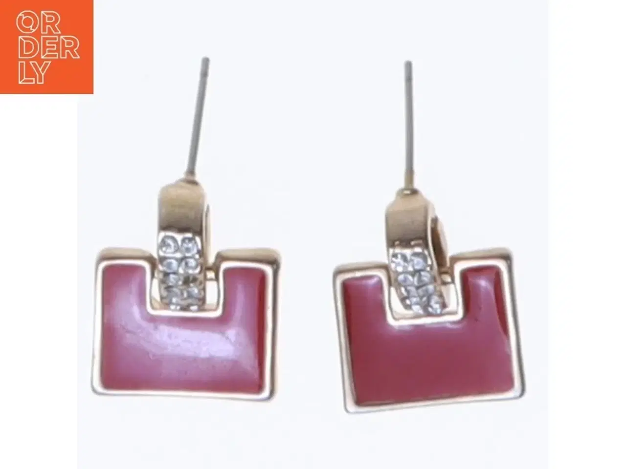 Billede 1 - Øreringe med rød emalje og klare sten (str. 1,5 cm)