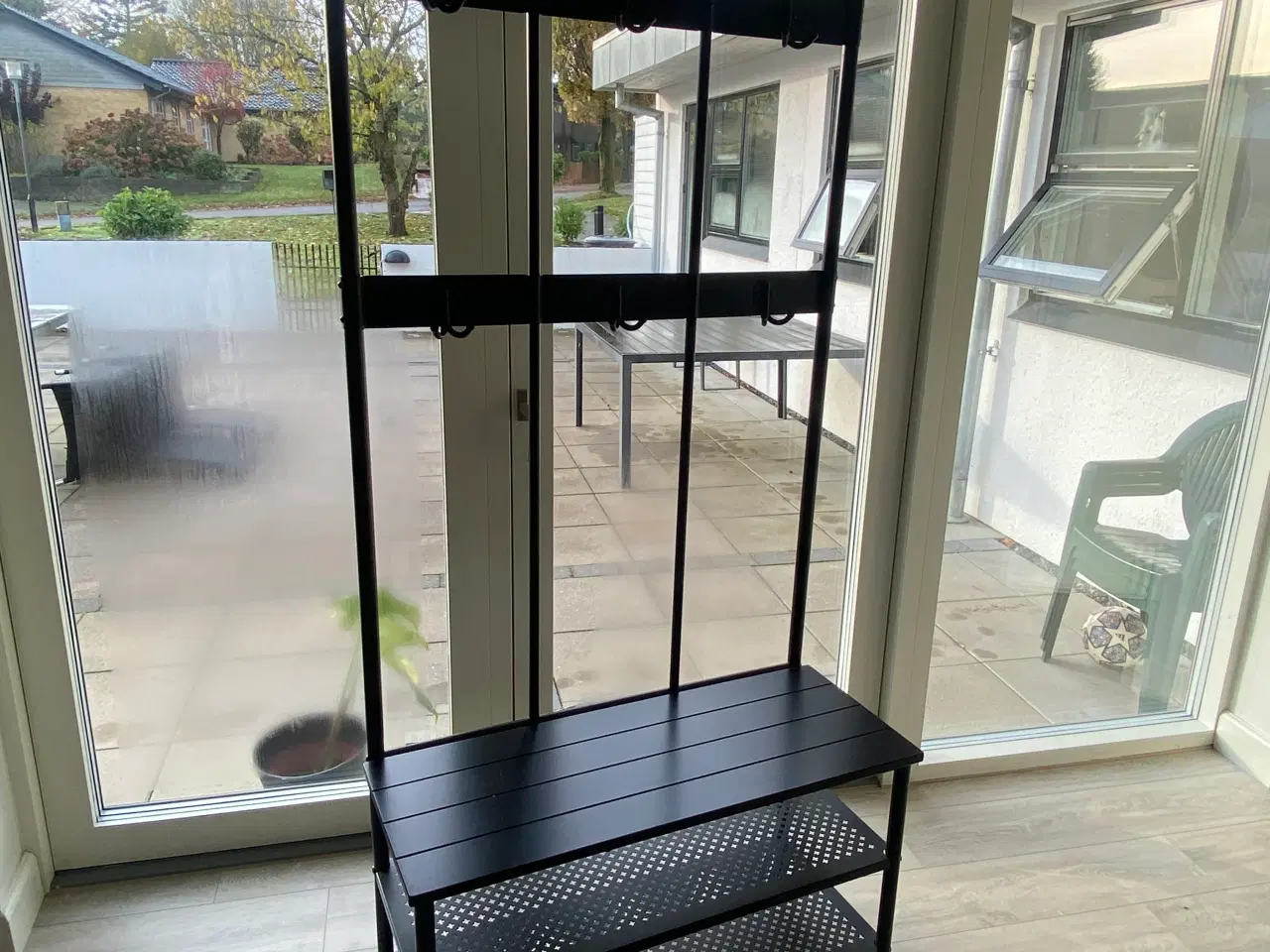 Billede 1 - Stativ til sko og jakker