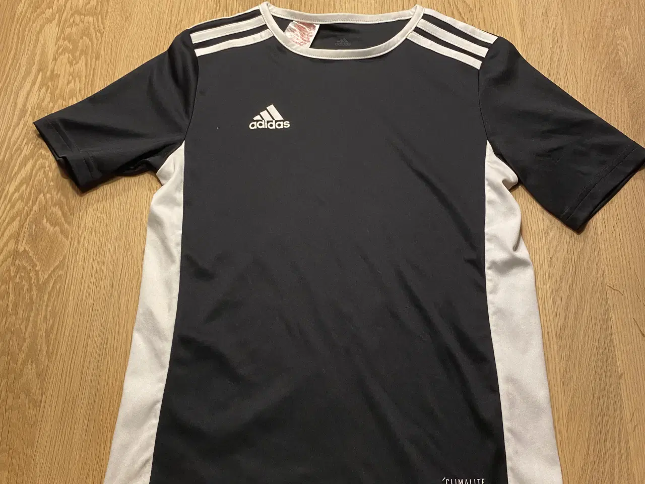Billede 6 - Bukser, kjoler, tshirt, bluser str. 140