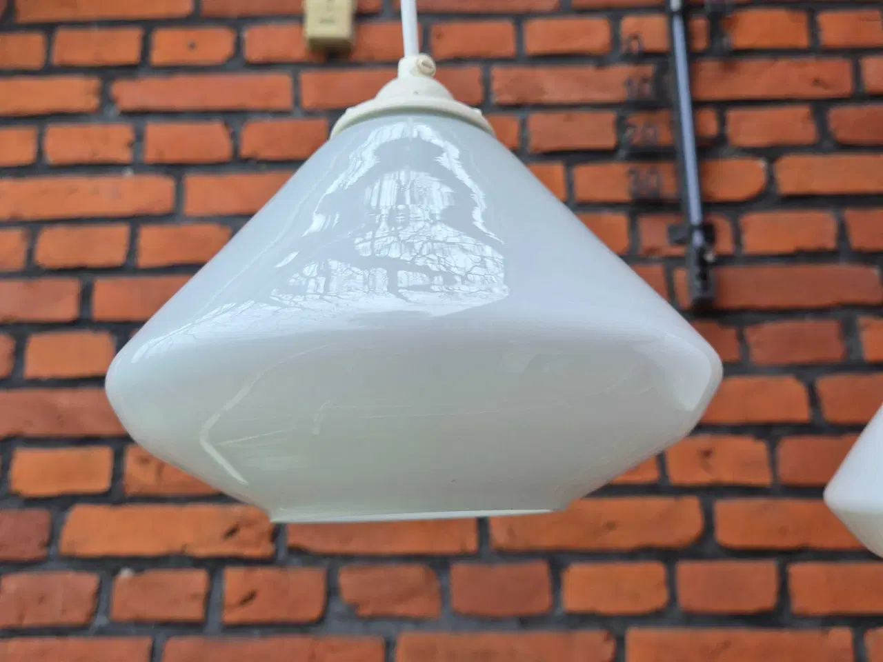 Billede 8 - Perfekte retrolamper i hvidt opalglas 
