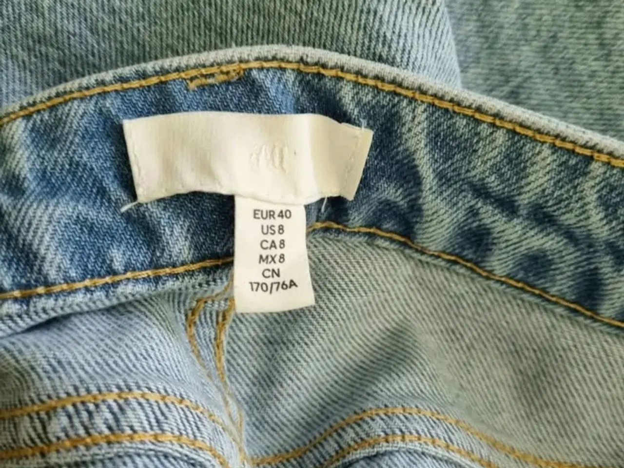 Billede 3 - Wide High Jeans fra Hennes og Mauritz.  Str 40