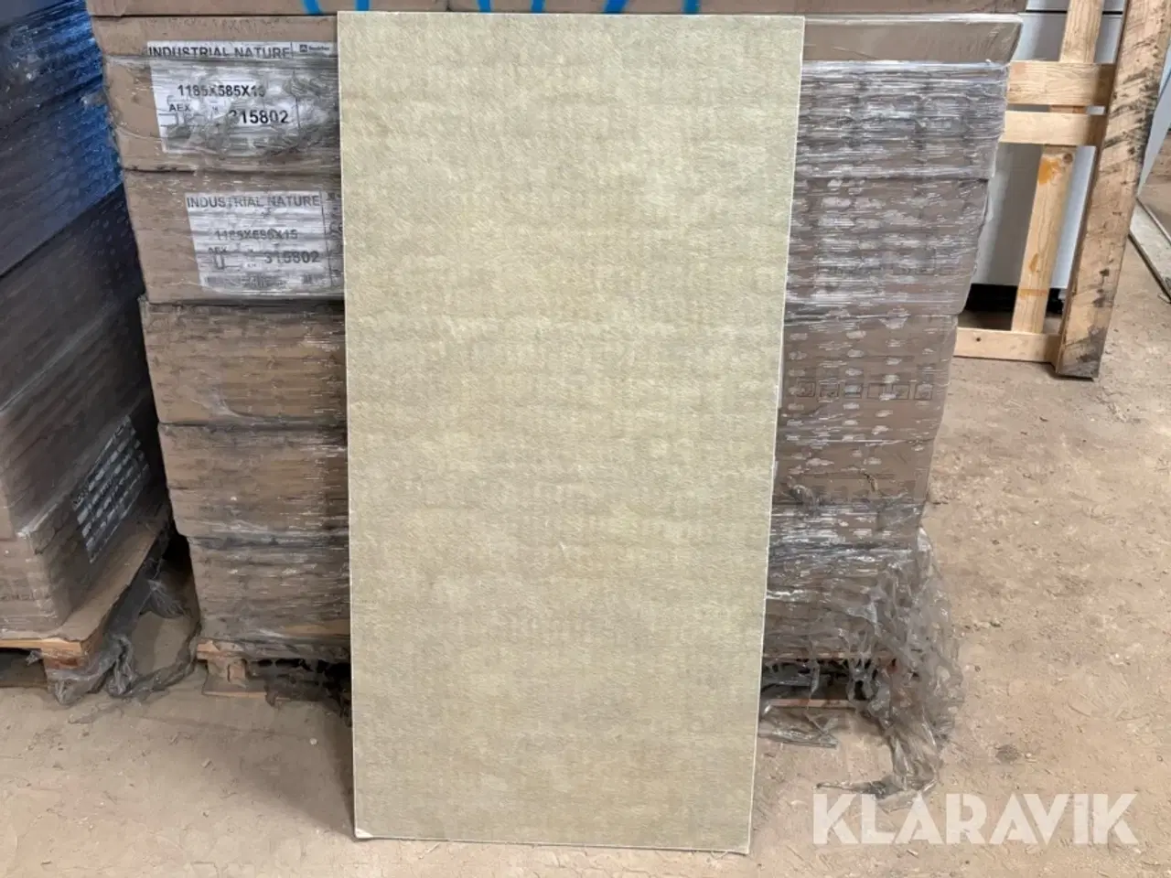 Billede 9 - Akustik- og loftsplader Rockfon Industrial Nature stenuld 388,4 m2 4 paller (40 kasser)