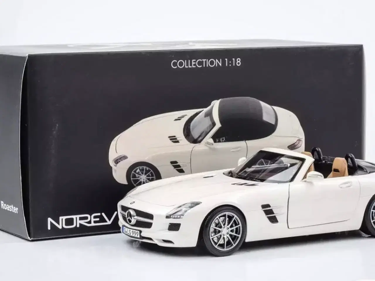 Billede 2 - 1:18 Mercedes SLS AMG Roadster R197 2011