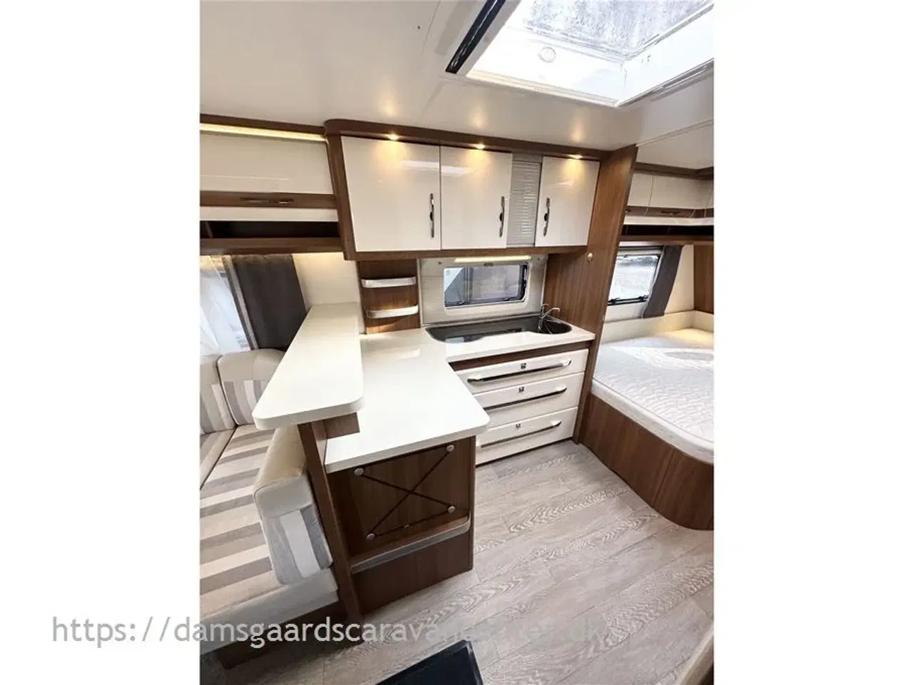 Billede 29 - 2016 - Hobby Excellent 560 CFe   Dobbeltseng-Gulvtemp.-Mover-Telt