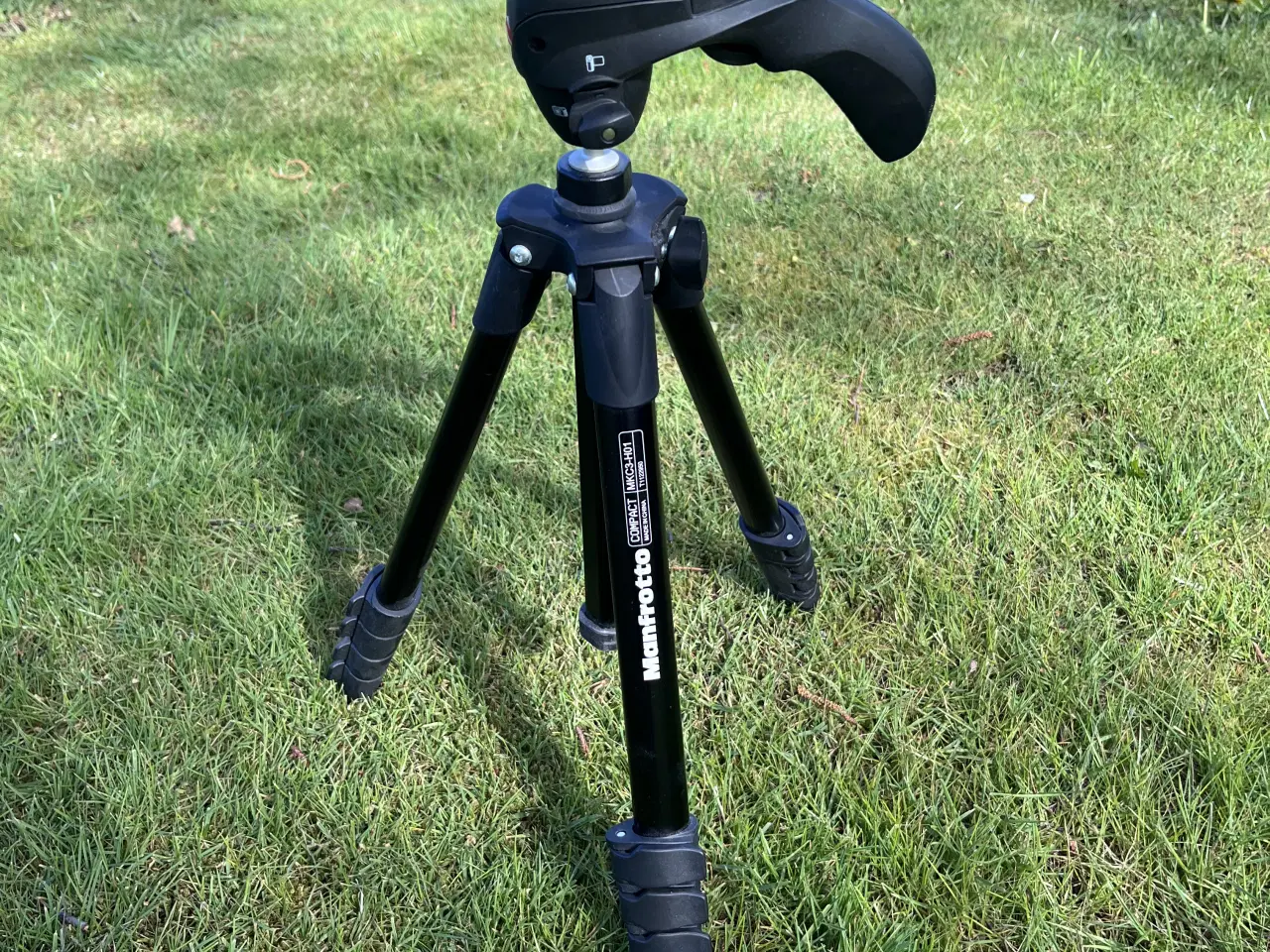 Billede 1 - Manfrotto Compact MKC3-H01 – Rejsestativ+joystick