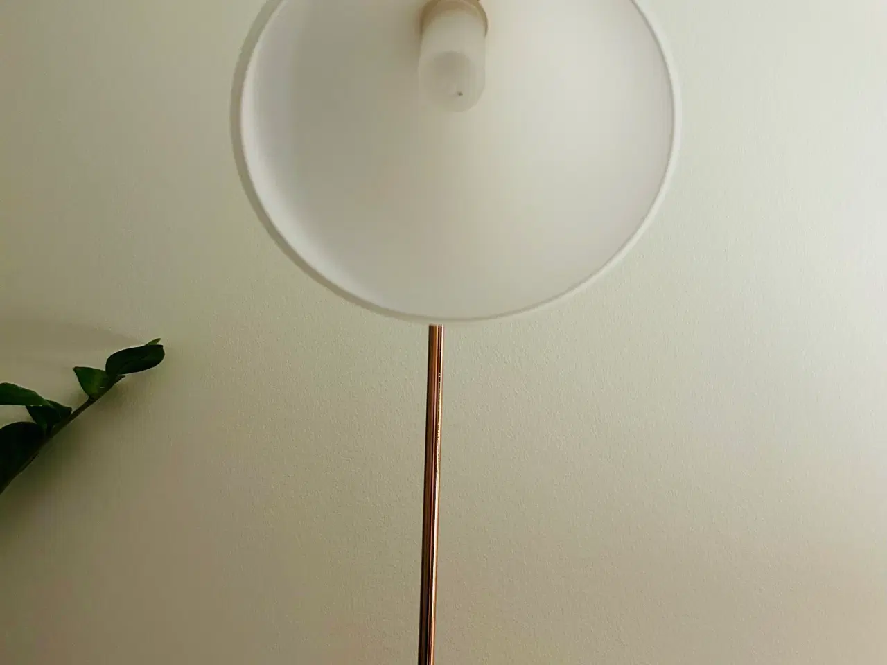 Billede 3 - Herstal Spirit Bordlampe Metal sort/ kobber 
