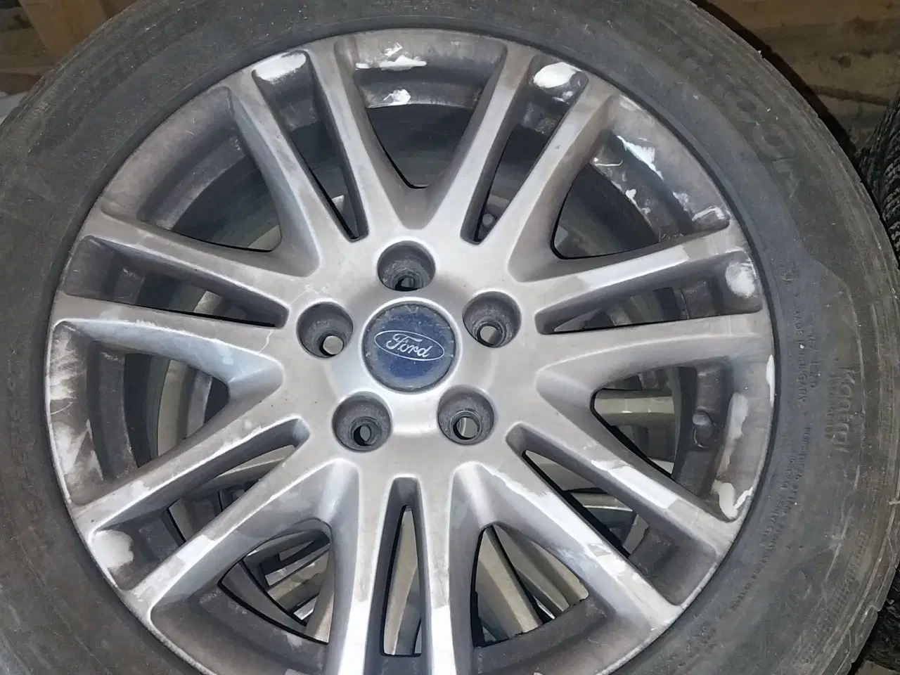 Billede 1 - Ford alufælge med sommerdæk