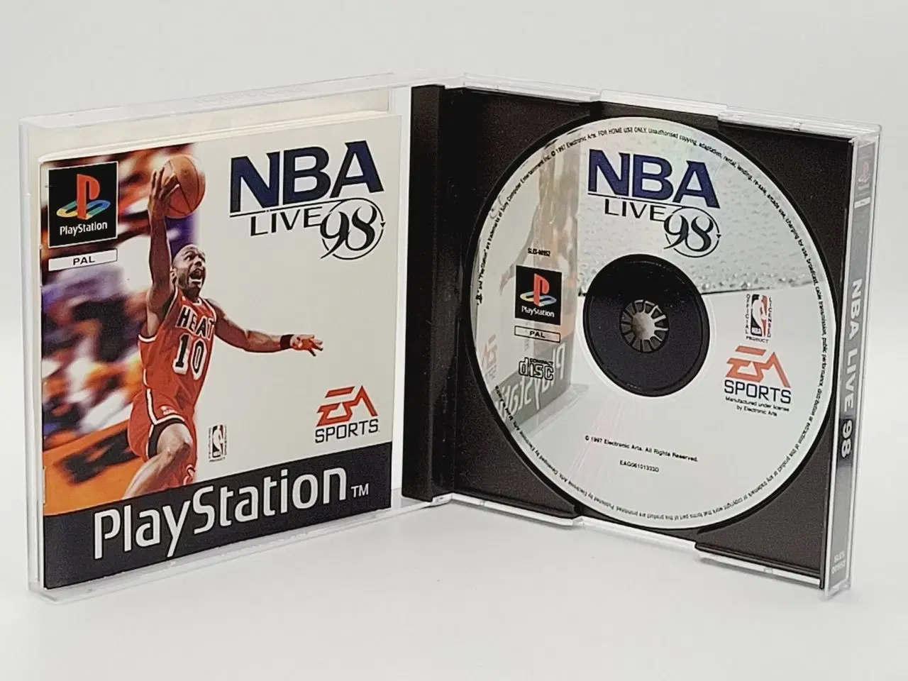 Billede 2 - ⭐️- PS1: NBA LIVE 98
