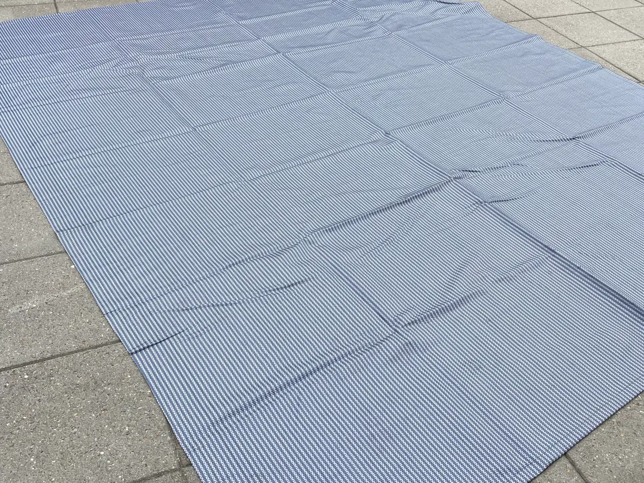 Billede 2 - Markise gulvtæppe 2,5 x 3 m