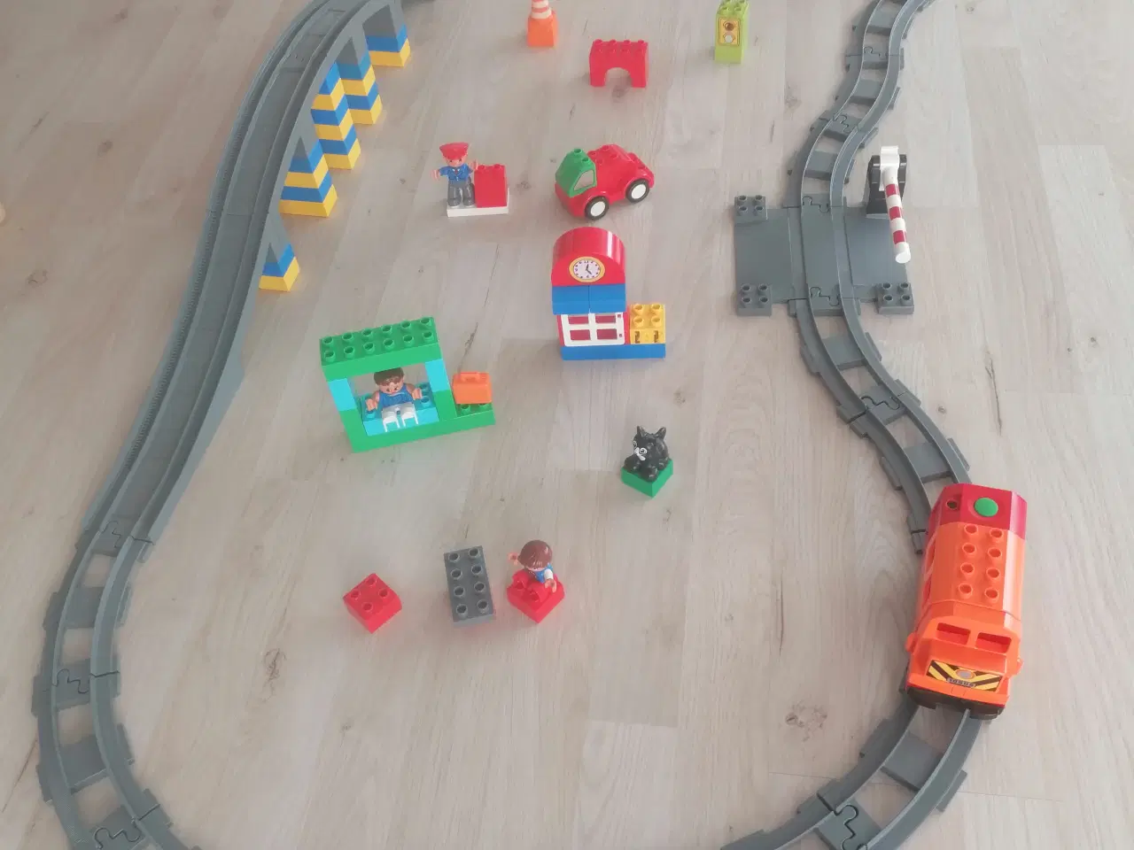 Billede 5 - Duplo Elektrisk Togbane, Stor Bro,  Togvogne, 