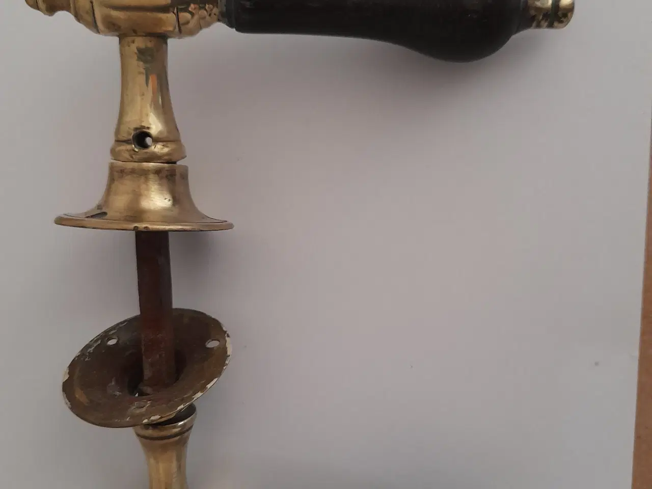 Billede 1 - Dørhåndtag med trompethals