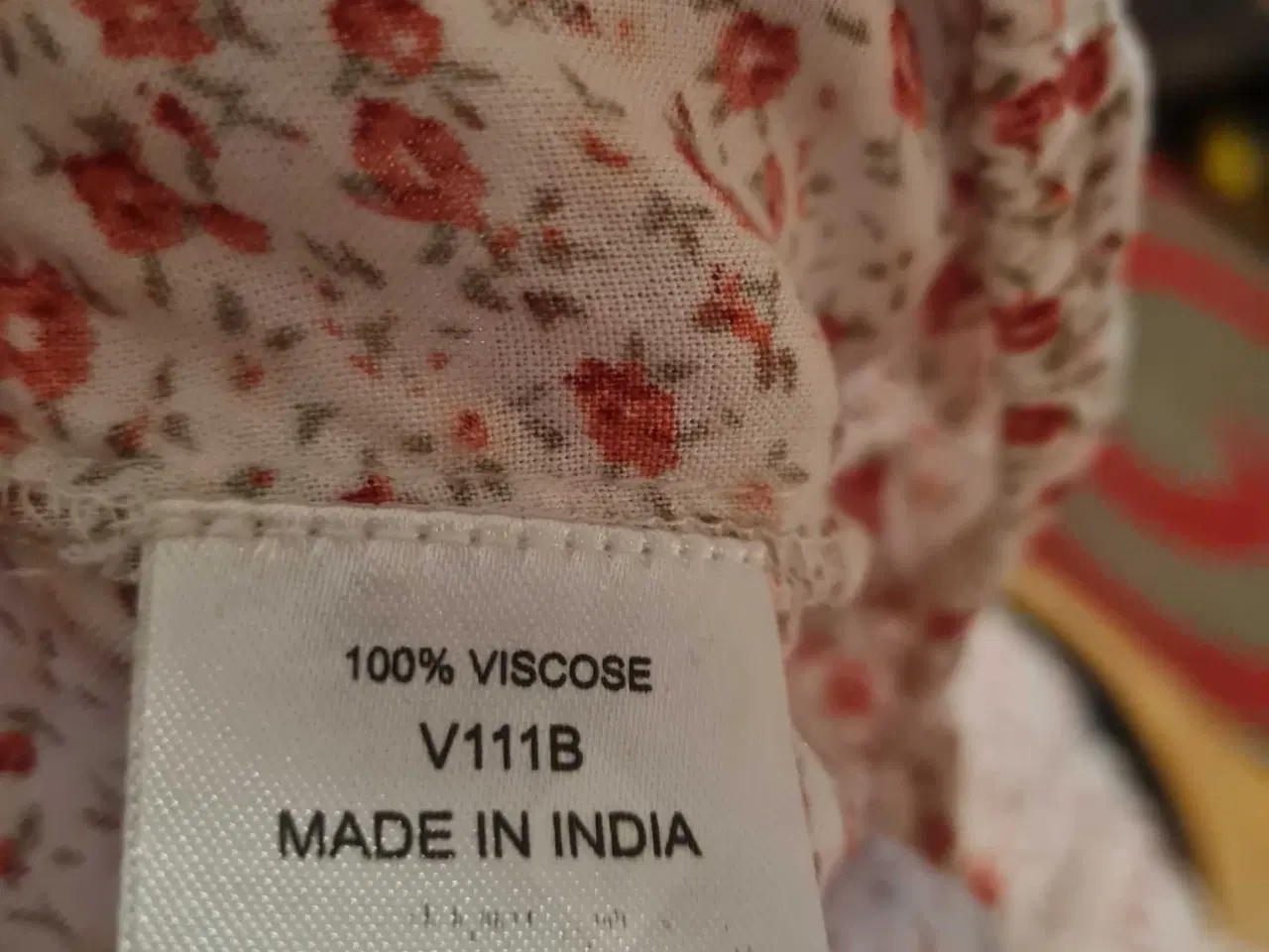 Billede 3 - Viskose bluse fra Vanting+