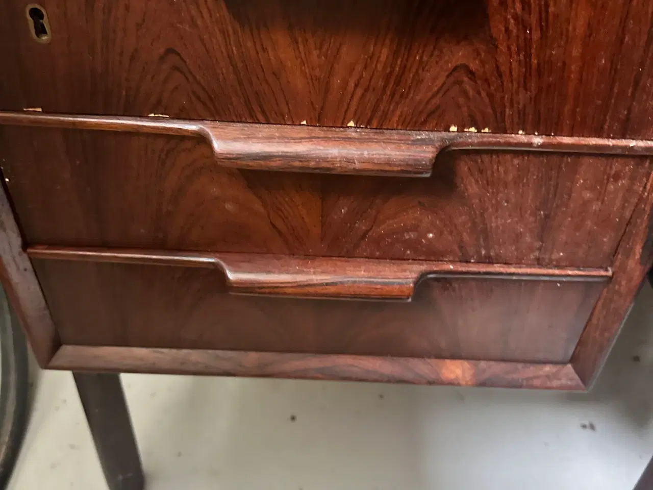 Billede 3 - Skrivebord Palisander smukt