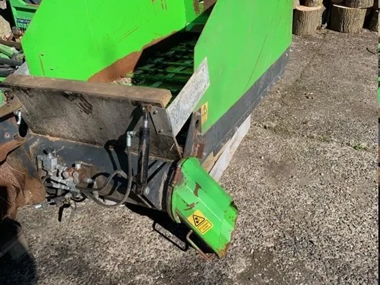 Billede 1 - Avant Halmudlægger