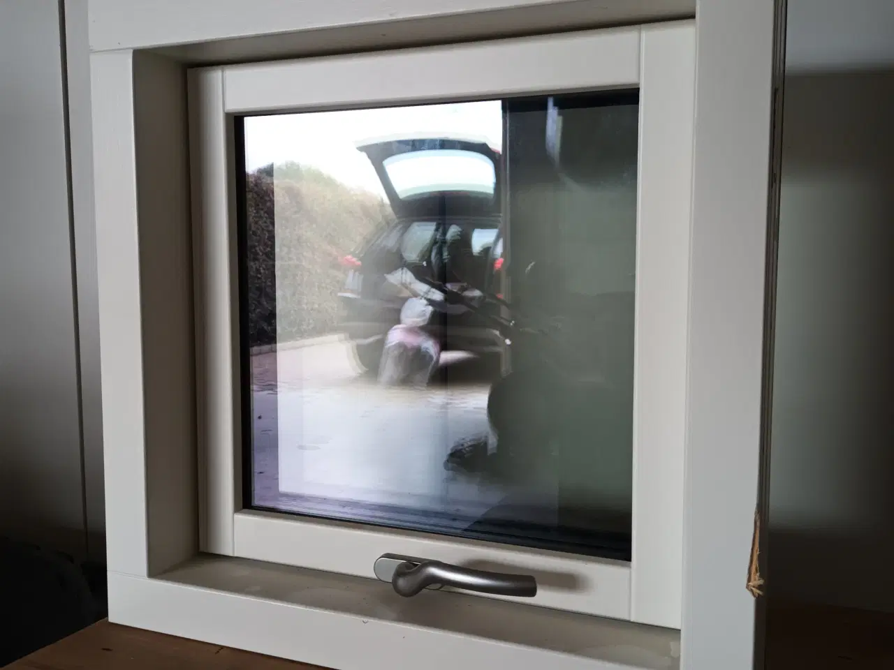 Billede 1 - Topstyret træ/alu vindue 3 lags 