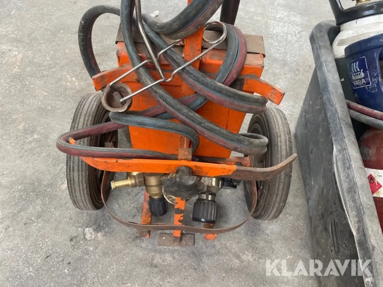 Billede 8 - Ilt vogn med 3 flasker
