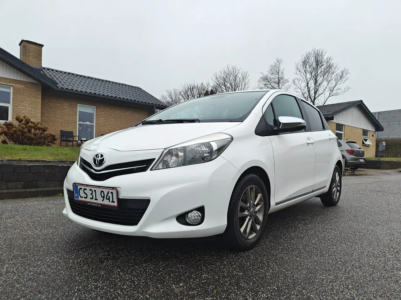 Billede 1 - Toyota Yaris 1,3