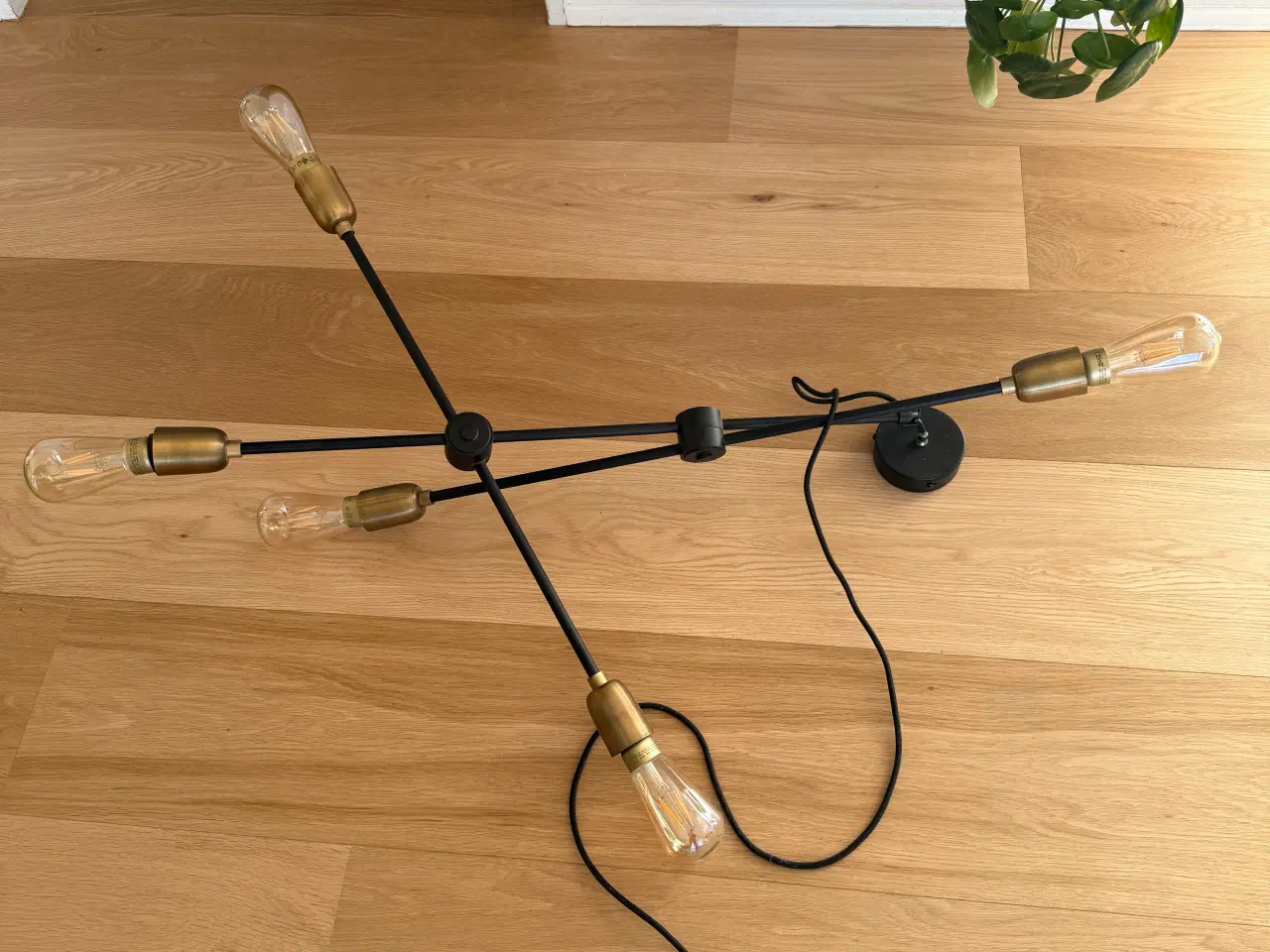 Billede 2 - Loftlamp - House Doctor - Molecular 5 Pendel Sort/