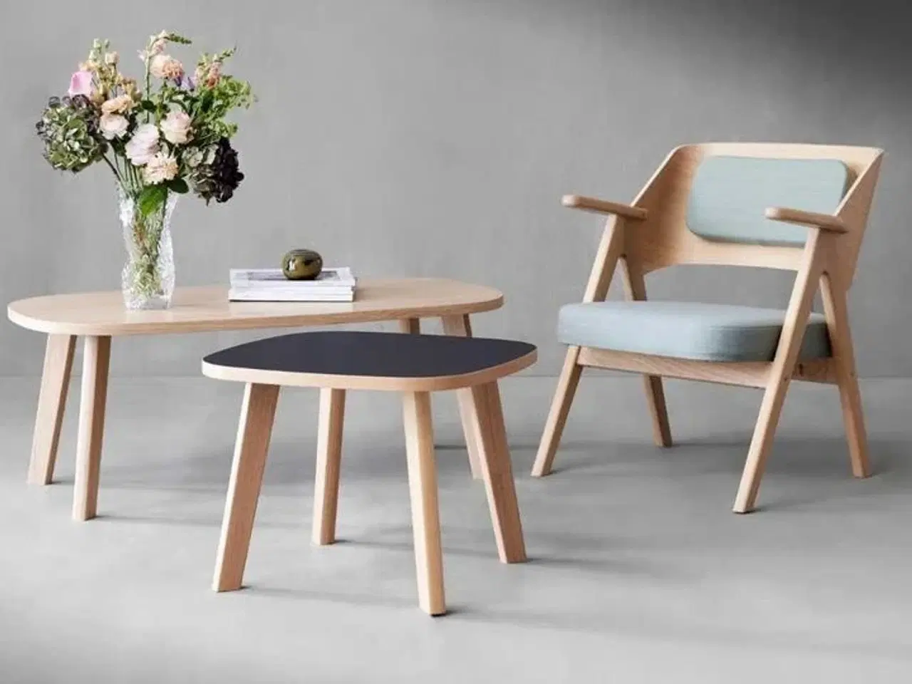 Billede 2 - Hammel furniture one sofabord 120x60 sort laminat/eg(ubrugt)