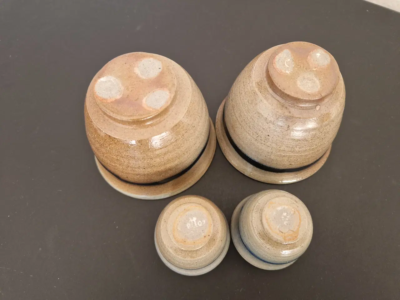 Billede 3 - 2 kaffekopper og 2 snapseglas af keramik.