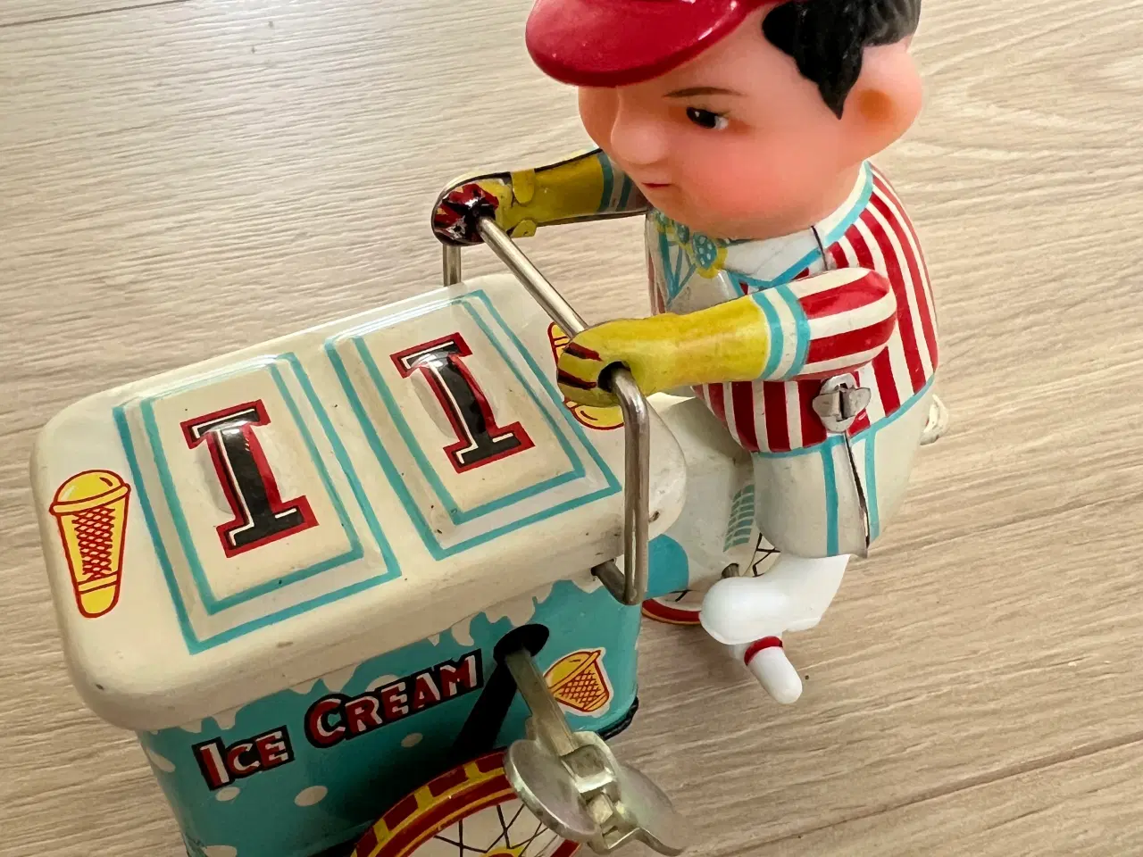 Billede 2 - Tin Legetøj Is Sælger