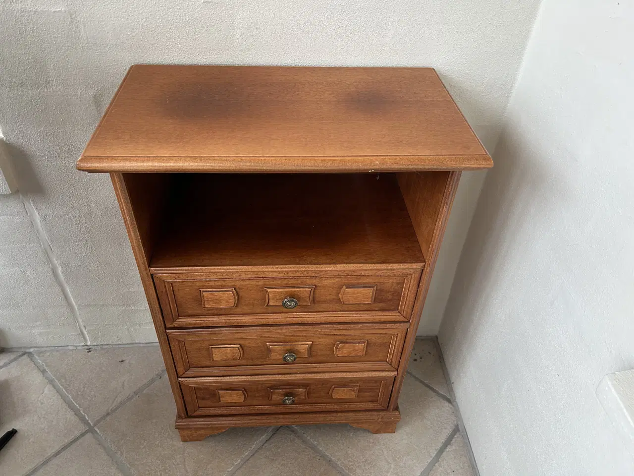 Billede 1 - Lille kommode sælges