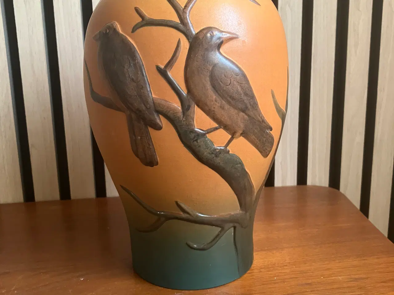 Billede 2 - Vase af  P. Ipsens Enke.