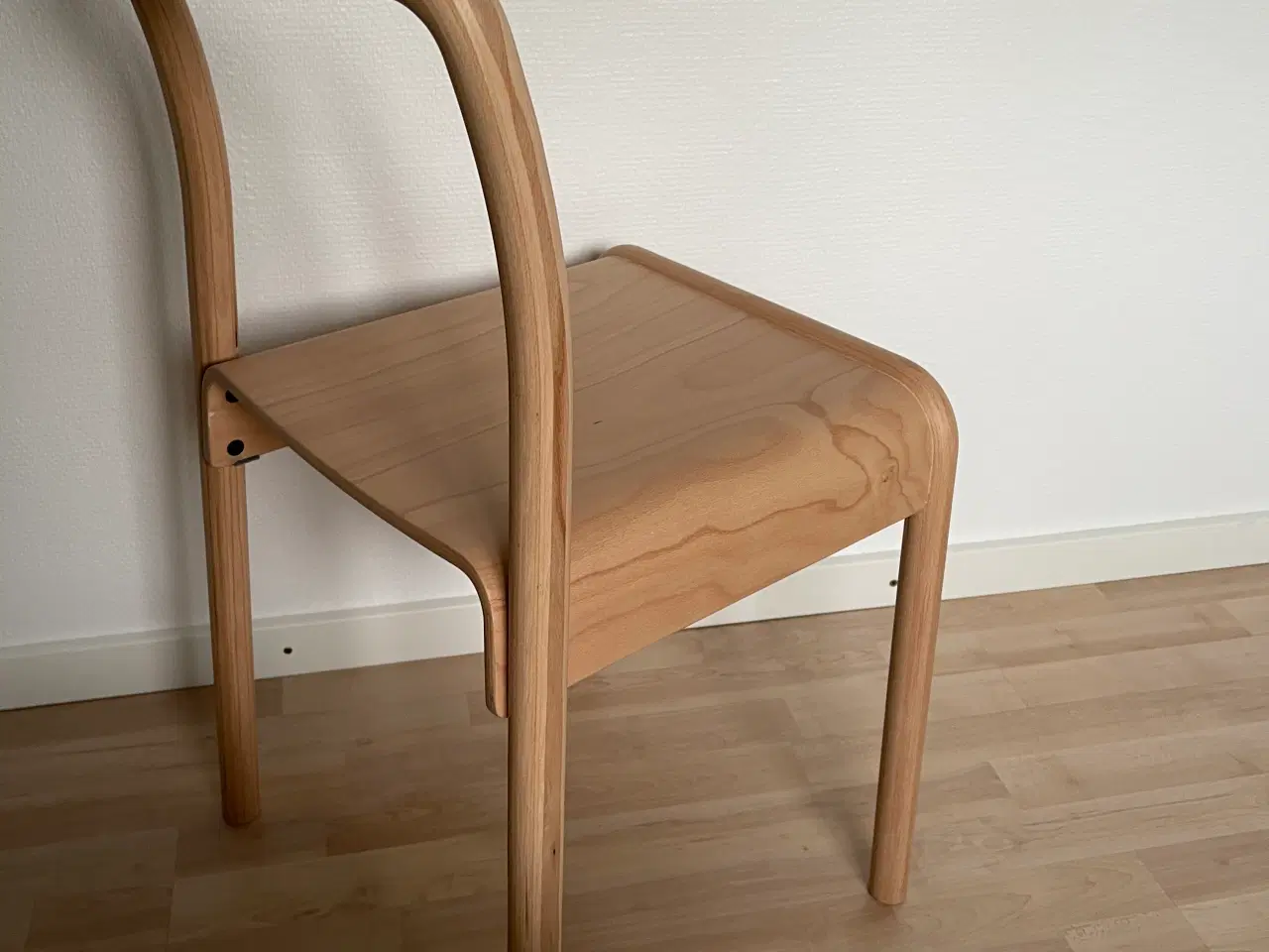 Billede 4 - 2 stole i 2 sortering fra Kvist Industries