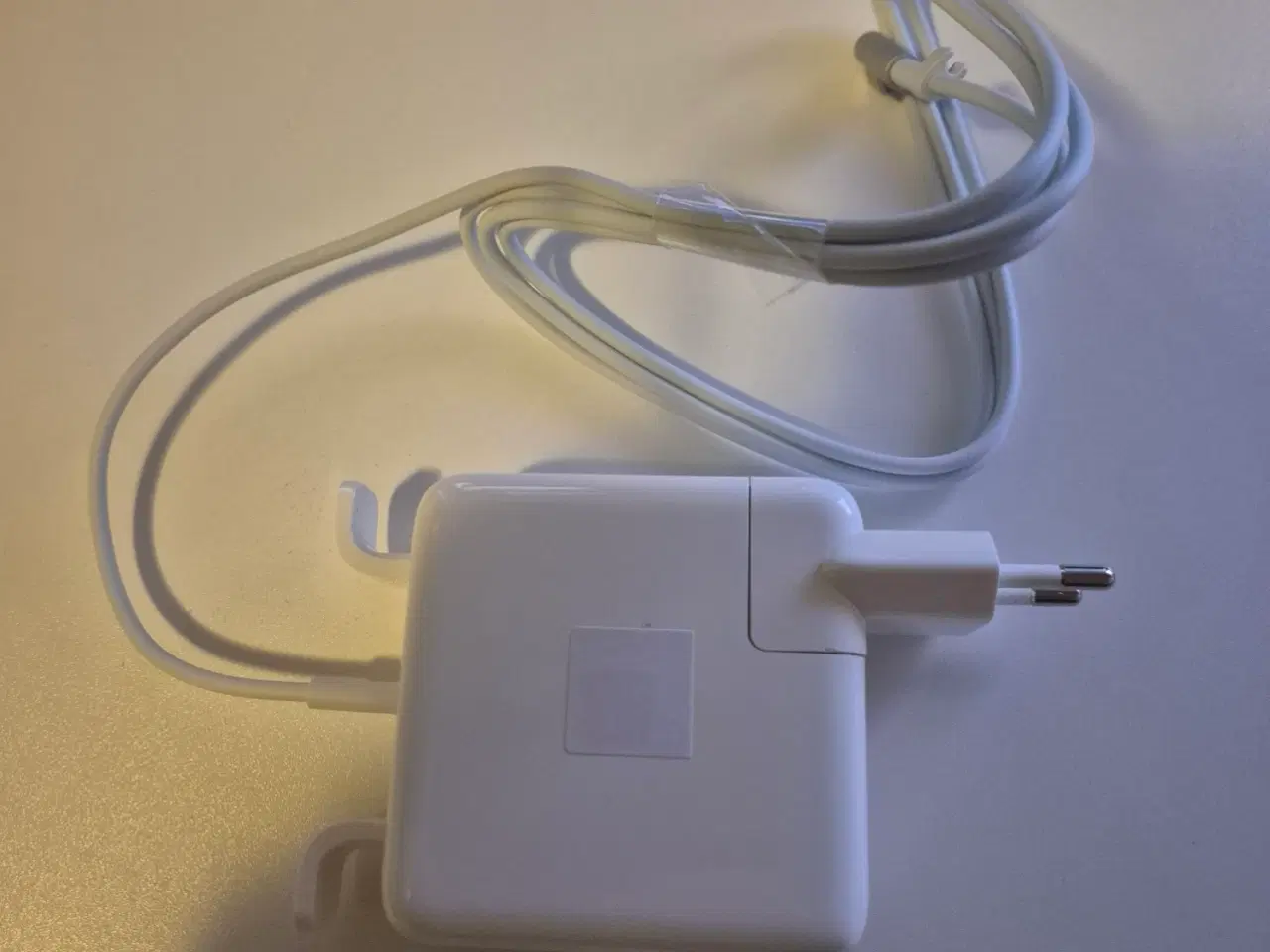 Billede 1 - MacBook lader 60W MagSafe kompatibel