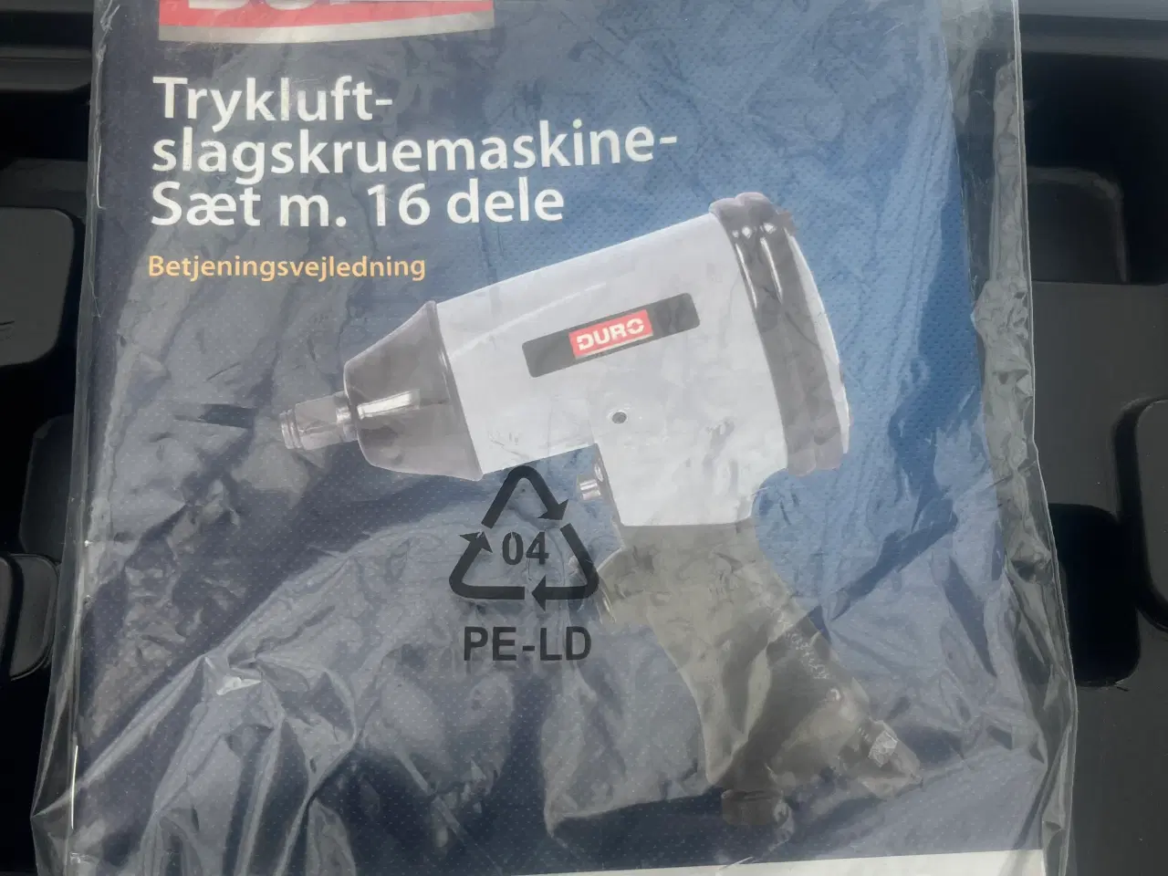 Billede 2 - En luftnøgle med løse toppe