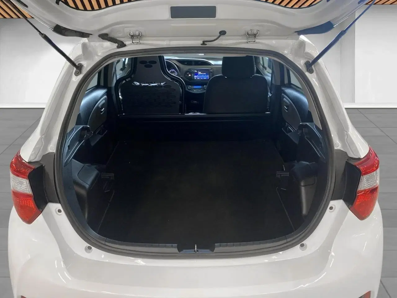 Billede 15 - Toyota Yaris 1,5 Hybrid H1 e-CVT Van