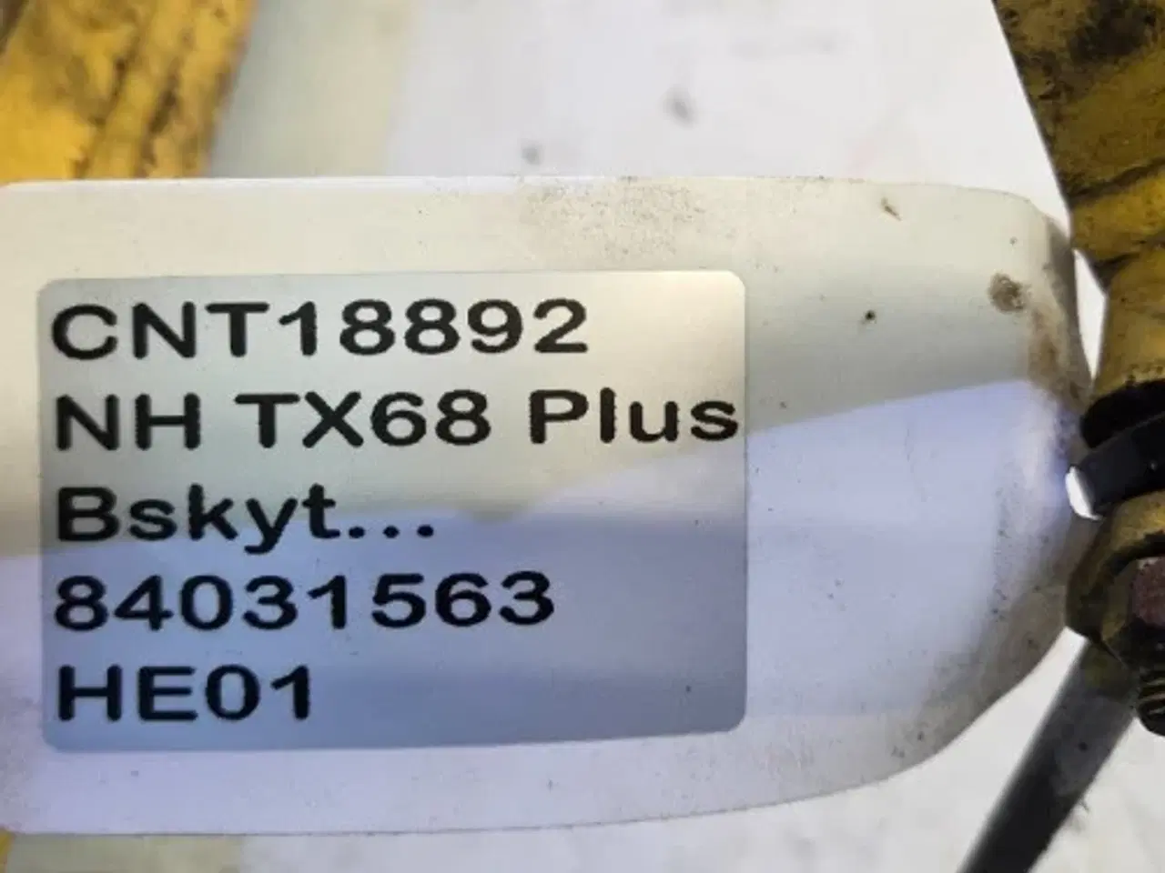 Billede 18 - New Holland TX68 Beskyttelseskærm 84031563