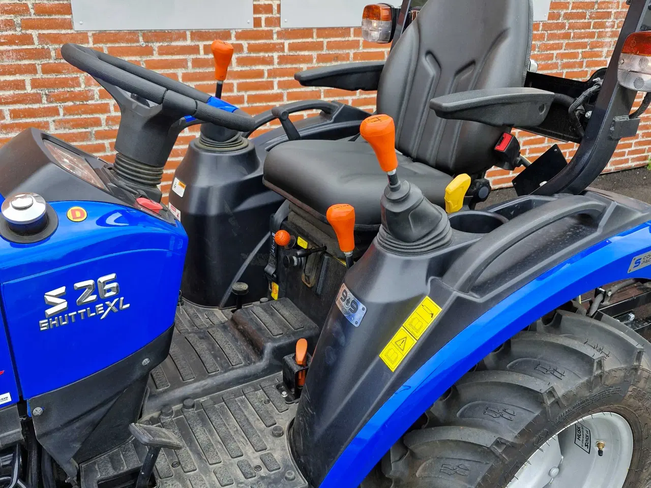 Billede 8 - Ny Solis 26 ShuttleXL 9+9 Traktor + DEMO vogn