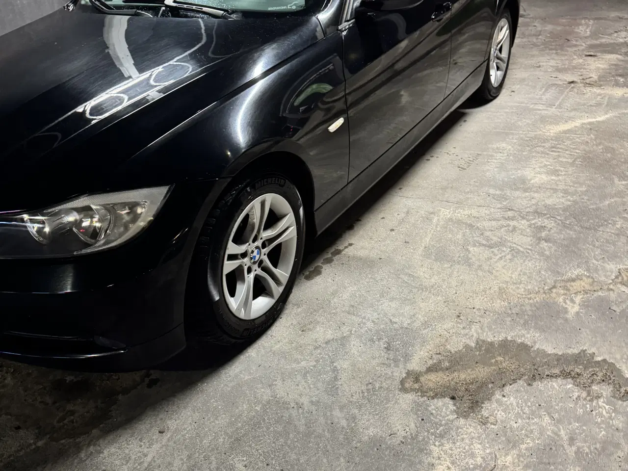 Billede 3 - Bmw e90 320 rigtigt billig ift til hvor fin den er