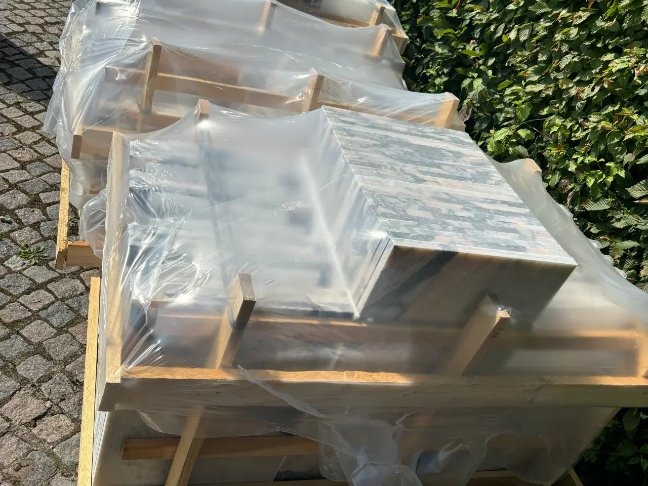 Billede 5 - CALACATTA VIOLA MARMOR — 50M² — FEJLKØB SÆLGES