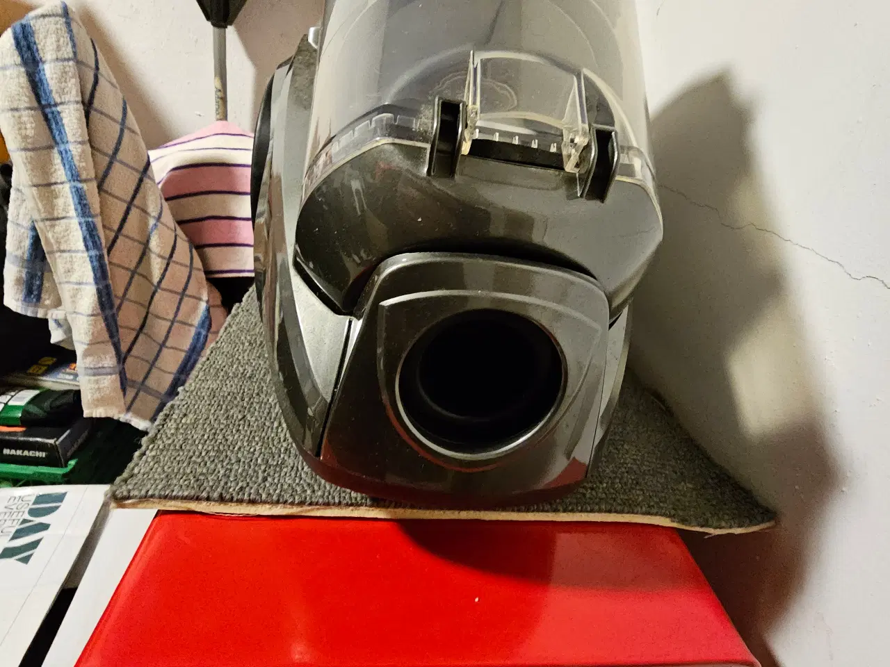 Billede 4 - Poseløs støvsuger