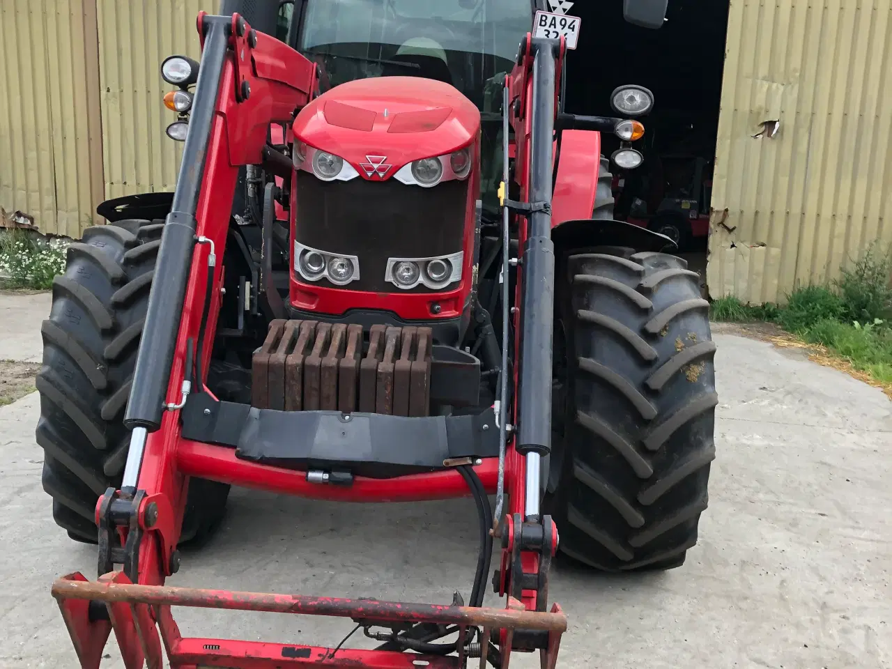 Billede 4 - MF 7718 m/frontlæsser