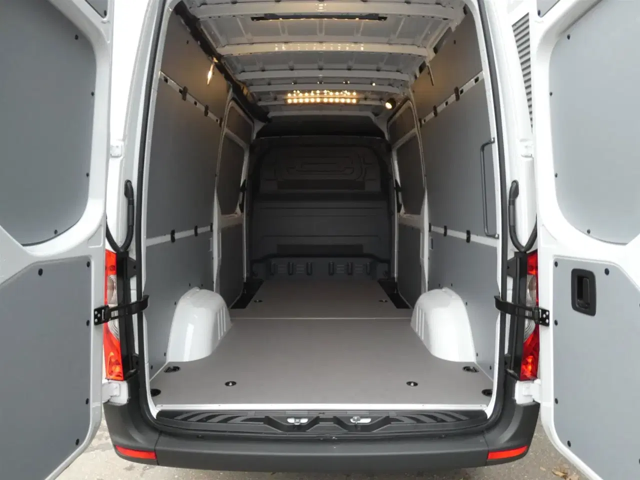 Billede 8 - Mercedes-Benz Sprinter 317 2,0 CDI A2 Pro 170HK Van 6g