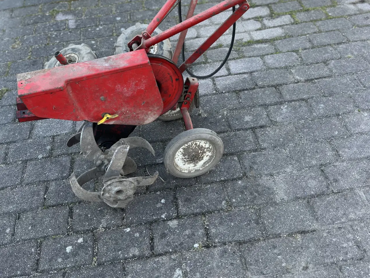 Billede 1 - Havefræser