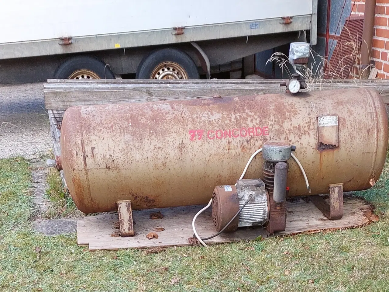 Billede 3 - Tryktank fra FF kompressor 300l 11 atm.