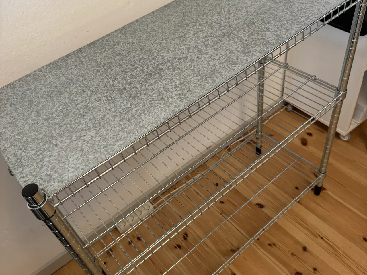 Billede 3 - Reol fra IKEA (OMAR) - sælges