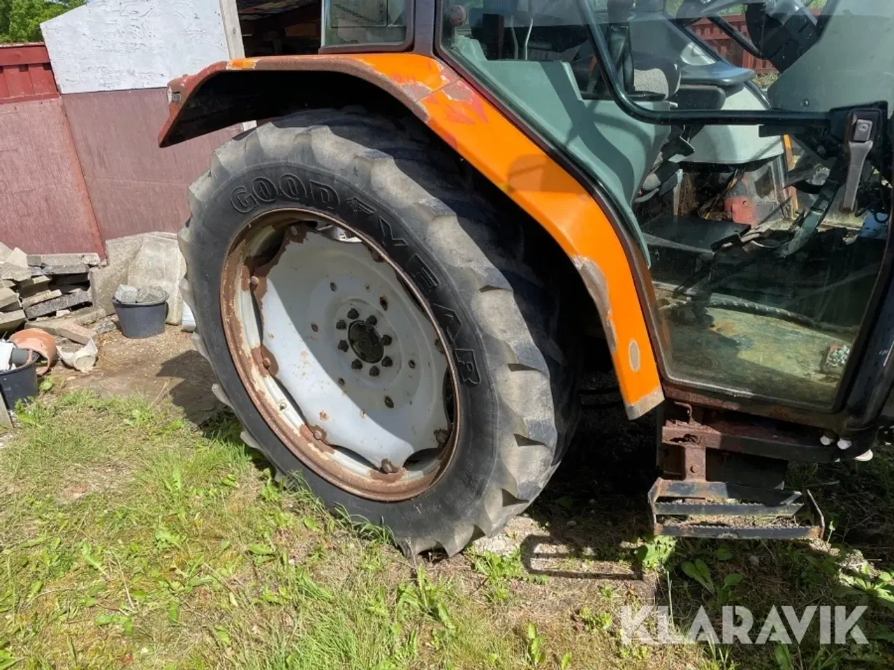 Billede 7 - Traktor MASSEY FERGUSON 4325 med KUHN Slagleklipper