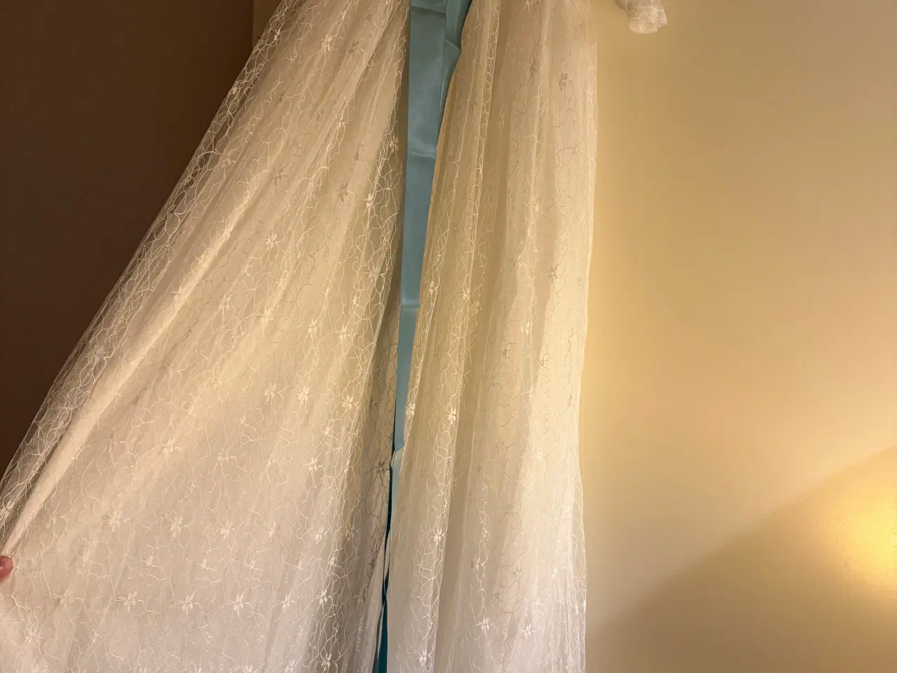 Billede 1 - Dåbskjole til salg 